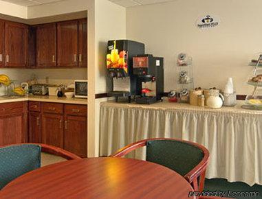 Hotel Super 8 By Wyndham Newark De Restaurace fotografie